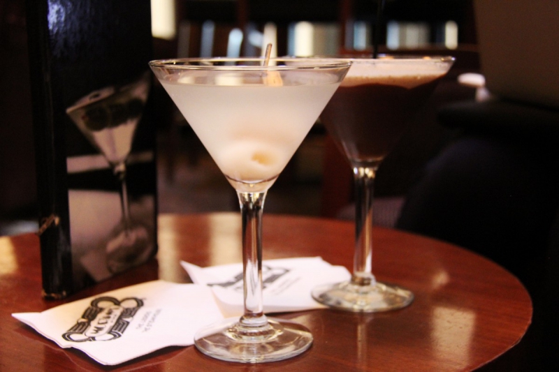 brasserie-OLLIERES-min_martini_bar_lychee_chocolate_alcohol_liquor_happy_hour_happy-910161